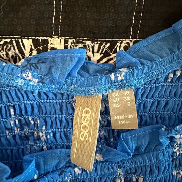 Floral Blouse - Picture 3 of 4